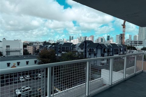 Appartement à louer à Miami, Floride: 2 chambres, 82.96 m2 № 2086263 - photo 30