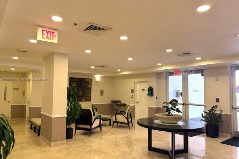 Appartement à louer à Miami, Floride: 2 chambres, 82.96 m2 № 2086263 - photo 4