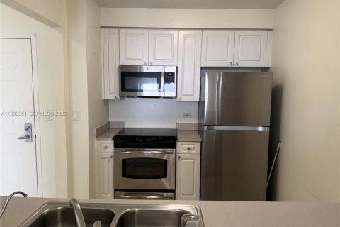 Appartement à louer à Miami, Floride: 2 chambres, 82.96 m2 № 2086263 - photo 17