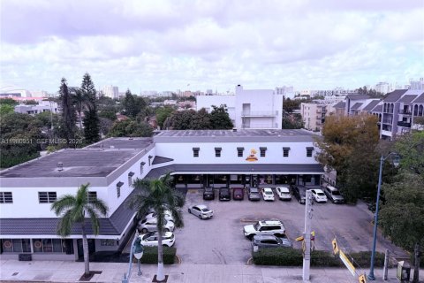 Appartement à louer à Miami, Floride: 2 chambres, 82.96 m2 № 2086263 - photo 13