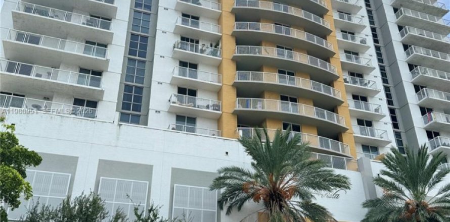 Appartement à Miami, Floride 2 chambres, 82.96 m2 № 2086263