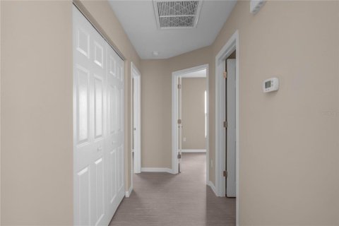 House in Floral City, Florida 3 bedrooms, 121.79 sq.m. № 2097787 - photo 18