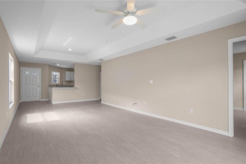 House in Floral City, Florida 3 bedrooms, 121.79 sq.m. № 2097787 - photo 12