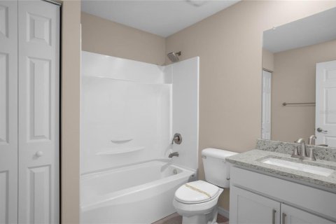House in Floral City, Florida 3 bedrooms, 121.79 sq.m. № 2097787 - photo 21
