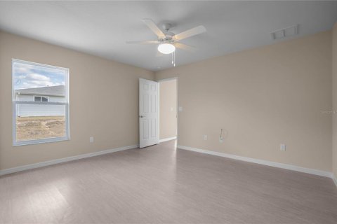 House in Floral City, Florida 3 bedrooms, 121.79 sq.m. № 2097787 - photo 15