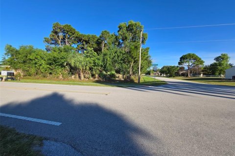 Terreno en venta en Saint Lucie, Florida № 1886413 - foto 5
