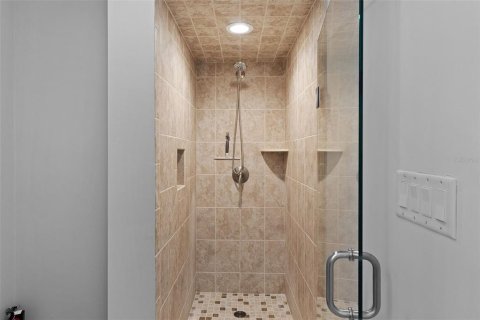 Купить виллу или дом в Юстис, Флорида 6 комнат, 231.23м2, № 2112437 - фото 30