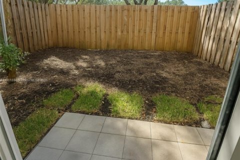 Adosado en alquiler en Homestead, Florida, 3 dormitorios, 137.77 m2 № 1953820 - foto 10