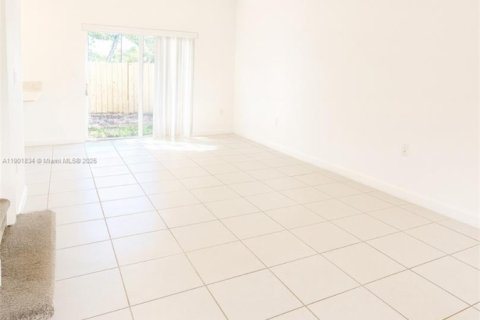 Adosado en alquiler en Homestead, Florida, 3 dormitorios, 137.77 m2 № 1953820 - foto 5