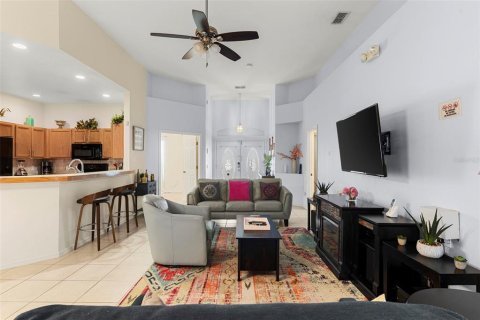 Casa en venta en Davenport, Florida, 4 dormitorios, 174.28 m2 № 1659378 - foto 7