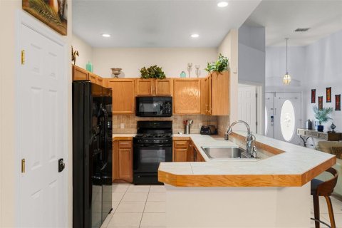 Casa en venta en Davenport, Florida, 4 dormitorios, 174.28 m2 № 1659378 - foto 11
