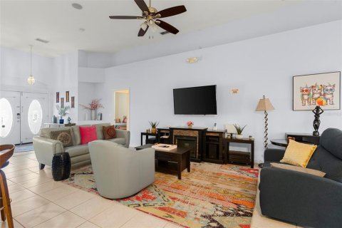 Casa en venta en Davenport, Florida, 4 dormitorios, 174.28 m2 № 1659378 - foto 6