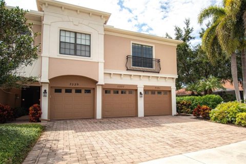 Townhouse in Bradenton, Florida 3 bedrooms, 118.64 sq.m. № 2209800 - photo 2