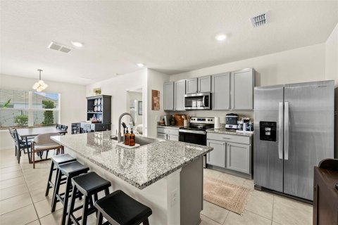 Villa ou maison à vendre à Wesley Chapel, Floride: 3 chambres, 157 m2 № 2223078 - photo 4