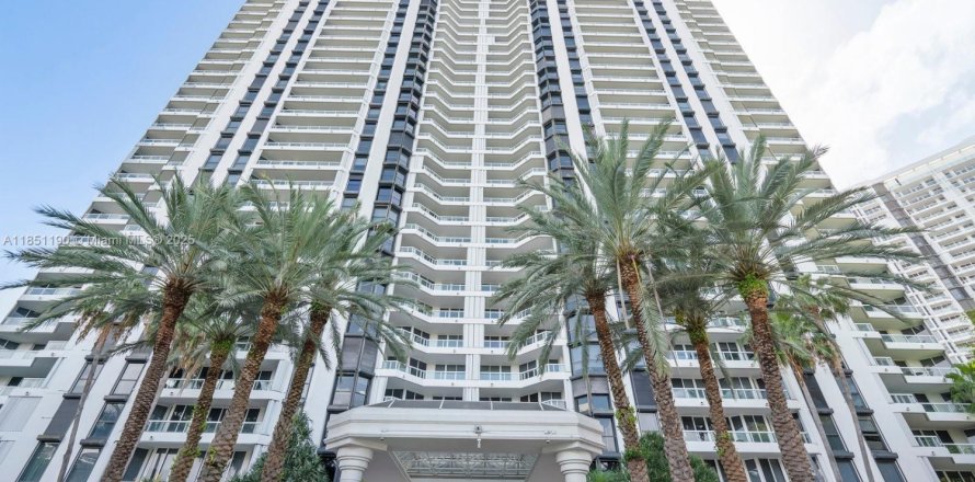 Condo à Aventura, Floride, 2 chambres № 1888991