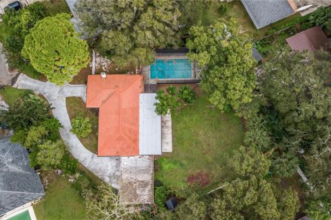House in Largo, Florida 3 bedrooms, 204.29 sq.m. № 2204595 - photo 2
