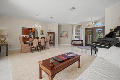 Villa ou maison à vendre à Palm Harbor, Floride: 4 chambres, 292.08 m2 № 2266671 - photo 10