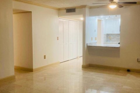 Copropriété à louer à Fort Lauderdale, Floride: 2 chambres, 103.12 m2 № 2190272 - photo 13