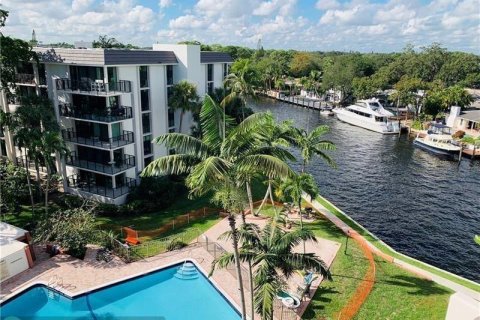 Copropriété à louer à Fort Lauderdale, Floride: 2 chambres, 103.12 m2 № 2190272 - photo 5