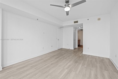 Copropriété à louer à Sunrise, Floride: 2 chambres, 118.08 m2 № 2173235 - photo 17