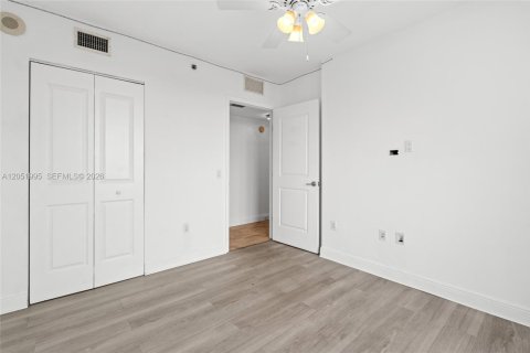 Copropriété à louer à Sunrise, Floride: 2 chambres, 118.08 m2 № 2173235 - photo 27