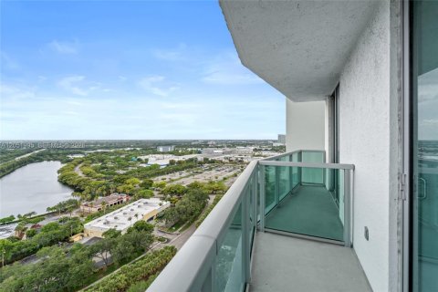 Copropriété à louer à Sunrise, Floride: 2 chambres, 118.08 m2 № 2173235 - photo 4