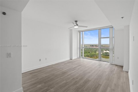 Copropriété à louer à Sunrise, Floride: 2 chambres, 118.08 m2 № 2173235 - photo 15