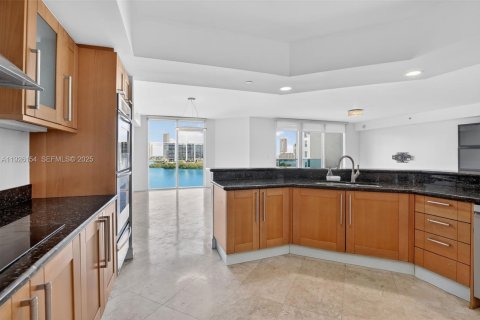 Condo in Aventura, Florida, 4 bedrooms  № 1986297 - photo 6