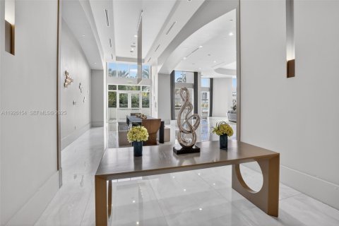 Condo in Aventura, Florida, 4 bedrooms  № 1986297 - photo 25