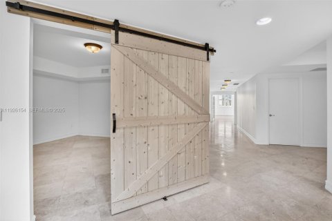 Condo in Aventura, Florida, 4 bedrooms  № 1986297 - photo 10