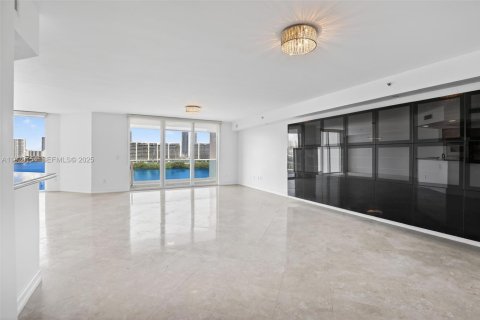 Condo in Aventura, Florida, 4 bedrooms  № 1986297 - photo 4