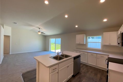 Casa en alquiler en Citrus Springs, Florida, 4 dormitorios, 164.62 m2 № 2103166 - foto 6