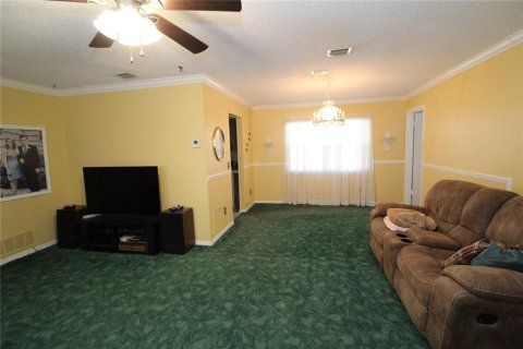 House in Winter Park, Florida 4 bedrooms, 155.89 sq.m. № 1613844 - photo 17