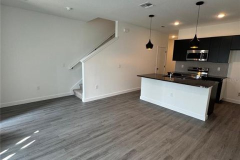 Townhouse in Kissimmee, Florida 3 bedrooms, 126.44 sq.m. № 1750315 - photo 13