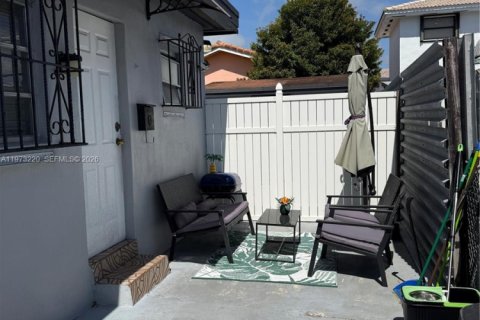 Купить виллу или дом в Майами, Флорида 3 спальни, 137.03м2, № 2038761 - фото 22