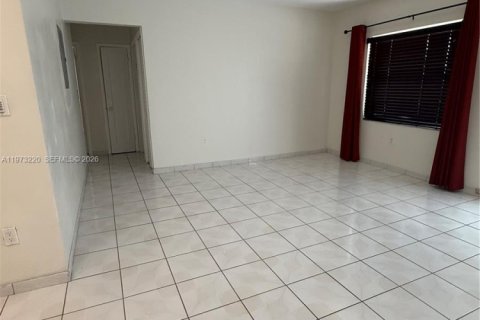 Купить виллу или дом в Майами, Флорида 3 спальни, 137.03м2, № 2038761 - фото 10