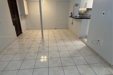 Купить виллу или дом в Майами, Флорида 3 спальни, 137.03м2, № 2038761 - фото 9