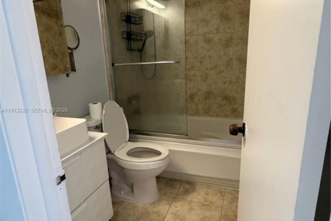 Купить виллу или дом в Майами, Флорида 3 спальни, 137.03м2, № 2038761 - фото 13