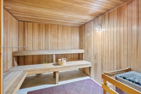 Снять в аренду кондоминиум в Майами, Флорида 2 спальни, 100.98м2, № 1713864 - фото 24