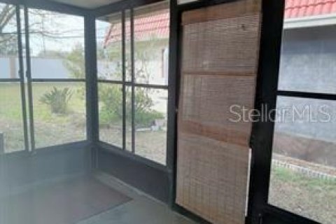 Снять в аренду виллу или дом в Нью-Порт-Ричи, Флорида 2 спальни, 82.78м2, № 1910436 - фото 10