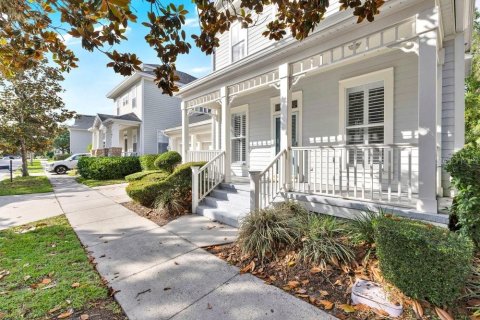 House in Celebration, Florida 5 bedrooms, 260.13 sq.m. № 2231270 - photo 2
