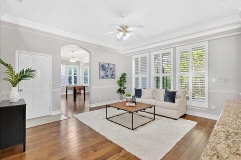 House in Celebration, Florida 5 bedrooms, 260.13 sq.m. № 2231270 - photo 6