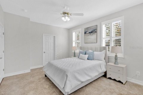 House in Celebration, Florida 5 bedrooms, 260.13 sq.m. № 2231270 - photo 17