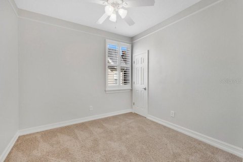 House in Celebration, Florida 5 bedrooms, 260.13 sq.m. № 2231270 - photo 21