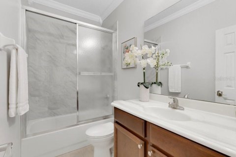 House in Celebration, Florida 5 bedrooms, 260.13 sq.m. № 2231270 - photo 22