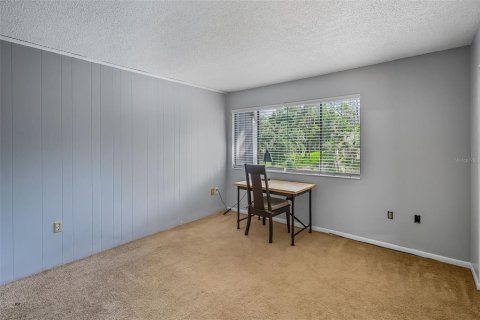 Condo in Gainesville, Florida, 3 bedrooms  № 1902008 - photo 30