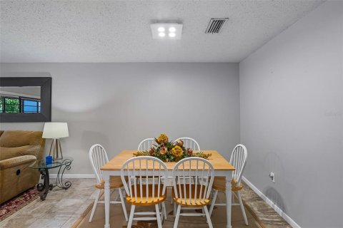 Condo in Gainesville, Florida, 3 bedrooms  № 1902008 - photo 7
