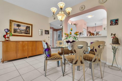 Купить кондоминиум в Тамарак, Флорида 3 комнаты, 102.29м2, № 2260206 - фото 19