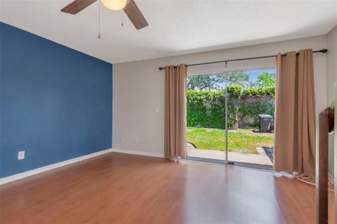 Adosado en venta en Tampa, Florida, 2 dormitorios, 101.64 m2 № 2166256 - foto 17