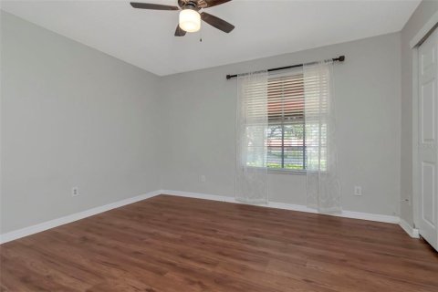 Adosado en venta en Tampa, Florida, 2 dormitorios, 101.64 m2 № 2166256 - foto 25